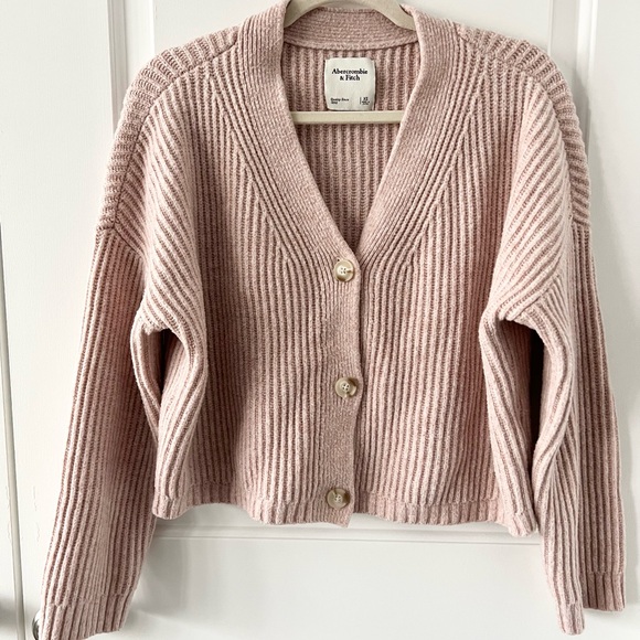 Abercrombie & Fitch Sweaters - Abercrombie & Fitch Light Pink Knit V-Neck Cardigan Size XS